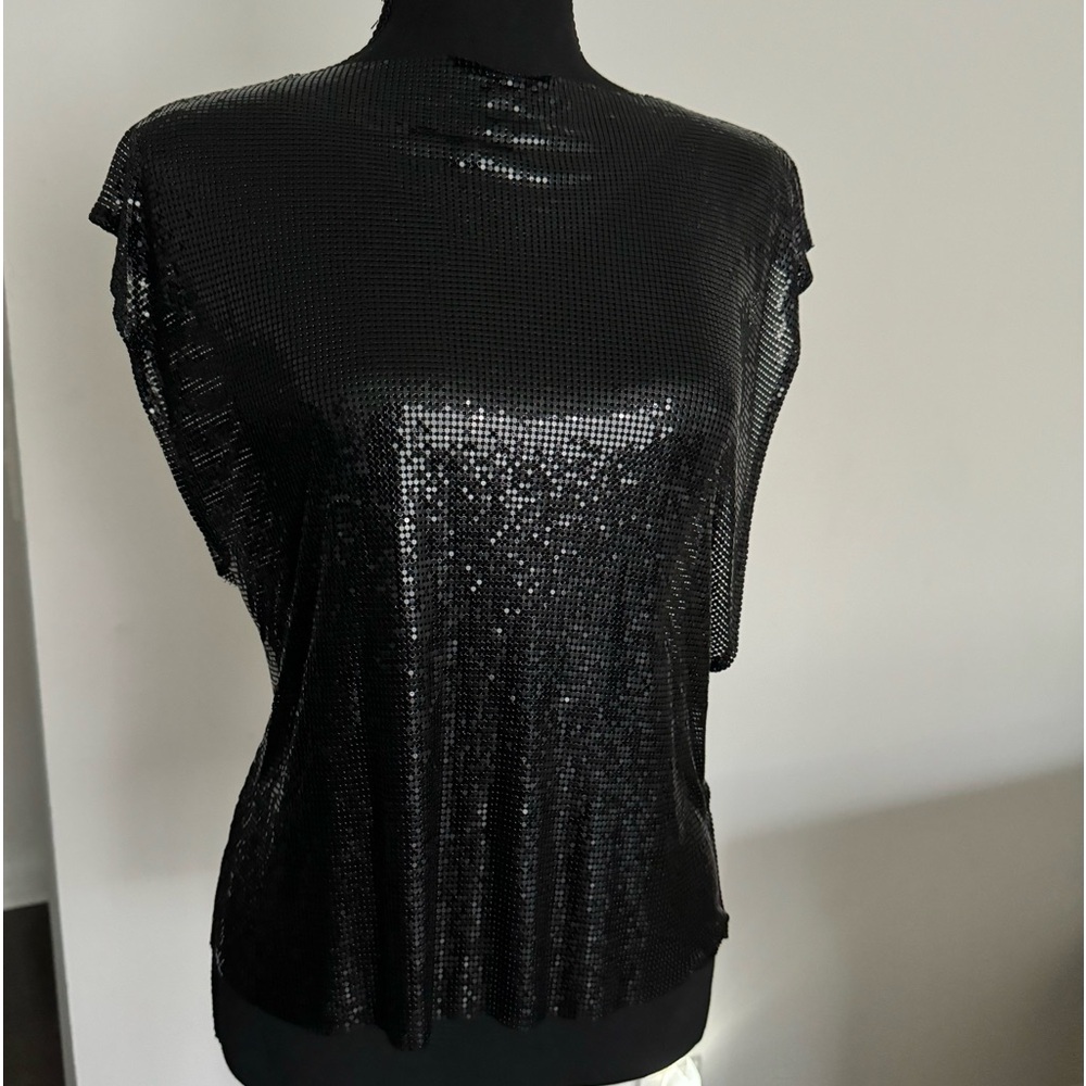 Black chainmail top